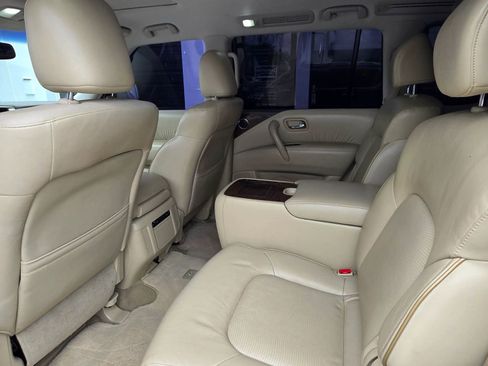 Used 2016 INFINITI QX80 2WD w/ Driver's Assistance Package image 17