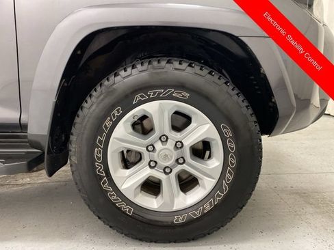 Used 2016 Toyota 4Runner SR5 Premium AWD/4WD image 8