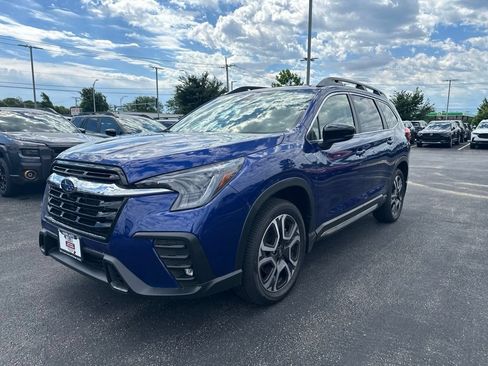 Certified 2026 Subaru Ascent Limited AWD/4WD image 3