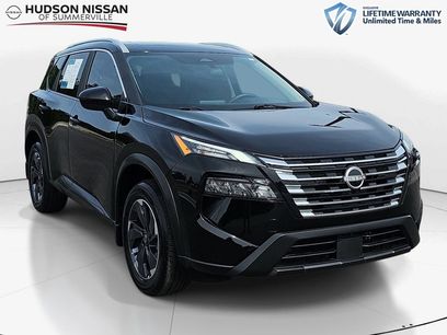 Used 2025 Nissan Rogue SV w/ SV Premium Package