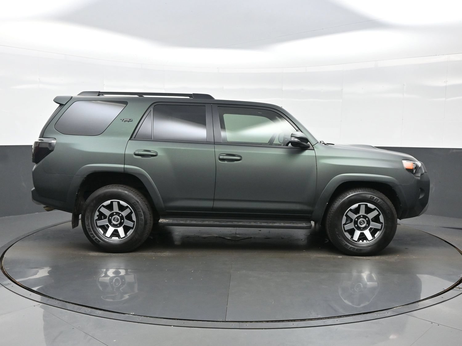 Used 2024 Toyota 4Runner TRD Off-Road Premium w/ Off Road Premium Plus Package AWD/4WD image 7