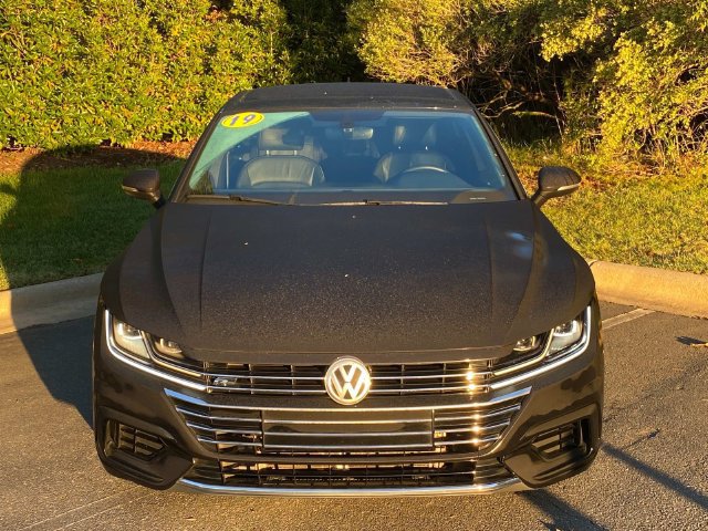 Used 2019 Volkswagen Arteon SEL FWD image 2