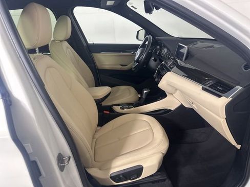Used 2016 BMW X1 xDrive28i AWD/4WD image 25