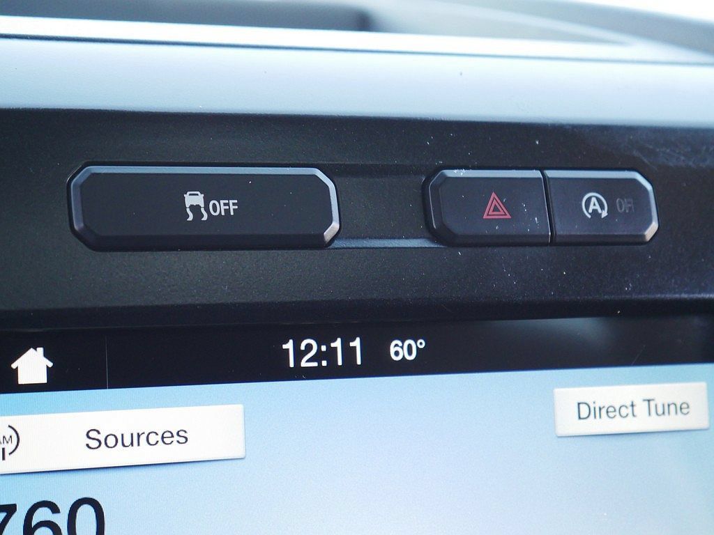 Used 2016 Ford F150 XLT w/ Equipment Group 302A Luxury AWD/4WD image 39