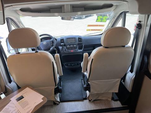 Used 2021 RAM ProMaster 3500 w/ Convenience Group FWD image 48