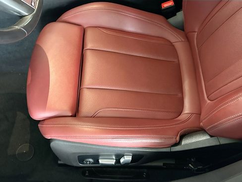 Certified 2023 BMW 330i Sedan w/ M Sport Package RWD image 20