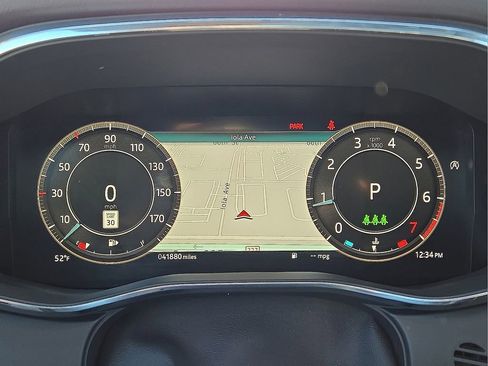 Used 2024 Jaguar F-PACE R-Dynamic S image 23