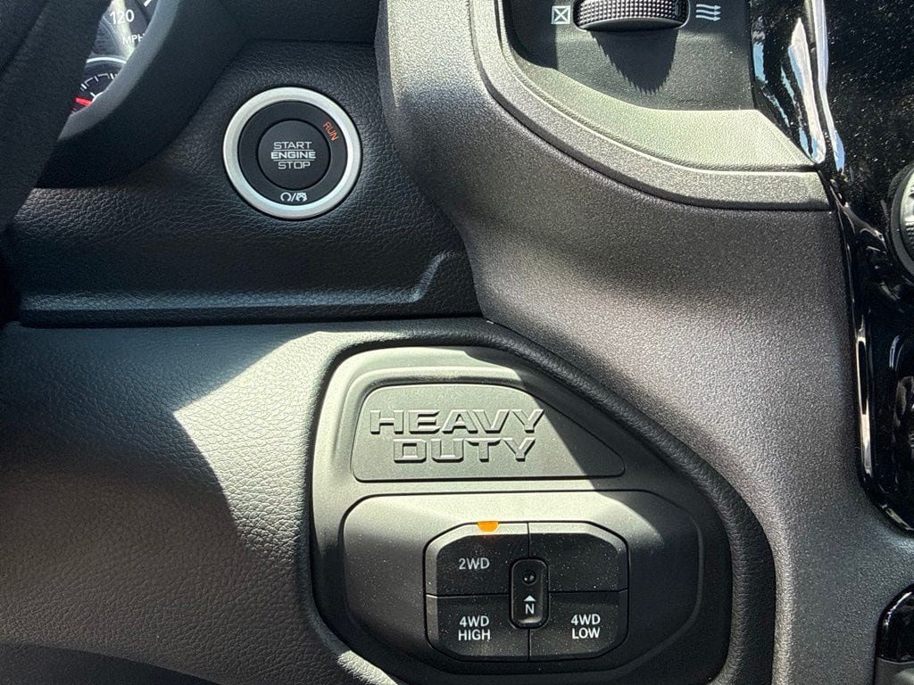 New 2026 RAM 5500 Tradesman w/ Chrome Appearance Group AWD/4WD image 13