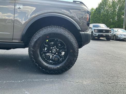 New 2026 Ford Bronco Big Bend w/ Black Diamond Package AWD/4WD image 10