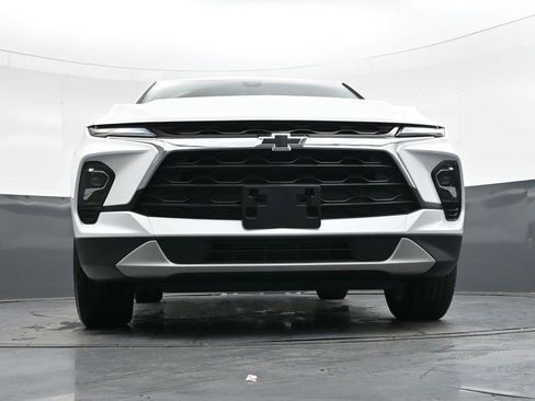Used 2024 Chevrolet Blazer LT image 40