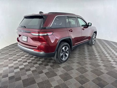 Used 2024 Jeep Grand Cherokee Limited 4xe w/ Trailer Tow Package AWD/4WD image 7