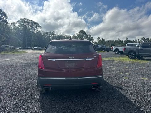 Used 2018 Cadillac XT5 Luxury w/ Driver Awareness Package FWD image 4
