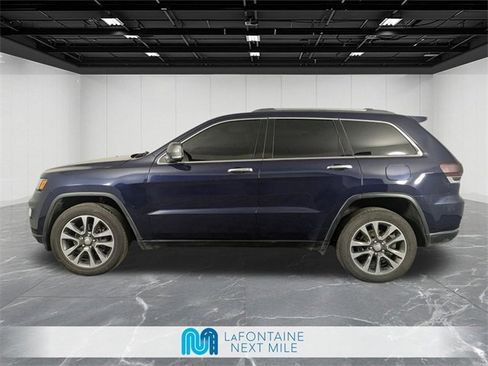 Used 2018 Jeep Grand Cherokee Limited w/ Luxury Group II image 2