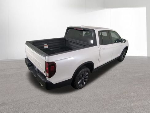 Used 2024 Honda Ridgeline Sport image 36