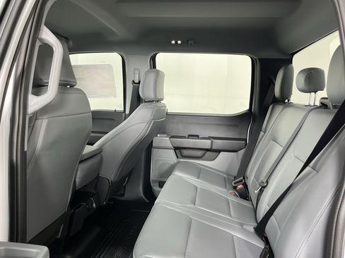 New 2026 Ford F250 XL w/ FX4 Off-Road Package image 13