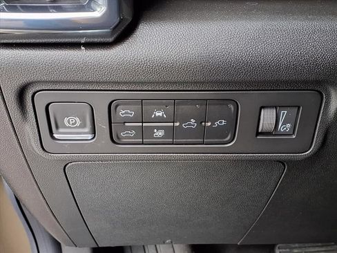 Used 2026 GMC Hummer EV 4x4 Crew Cab image 17