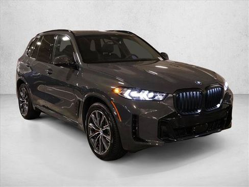 Used 2026 BMW X5 xDrive50e w/ M Sport Package AWD/4WD image 6