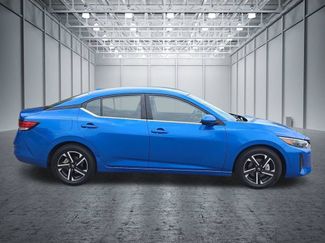 Used 2025 Nissan Sentra SV FWD video 4