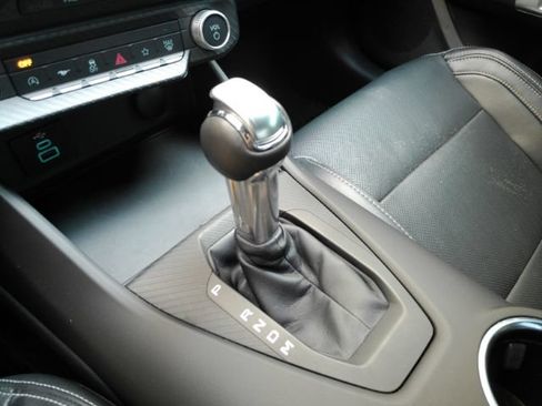 Used 2025 Ford Mustang GT Premium RWD image 34