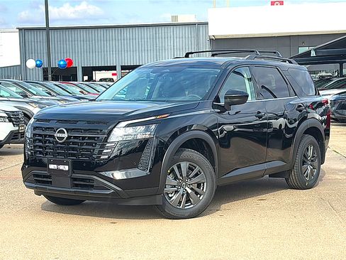 New 2026 Nissan Pathfinder SV image 2