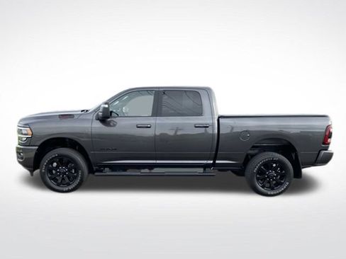 Used 2024 RAM 2500 Big Horn w/ Night Edition AWD/4WD image 2