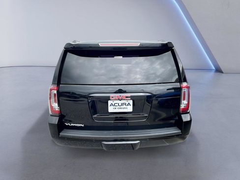 Used 2018 GMC Yukon SLT w/ Premium Edition AWD/4WD image 3