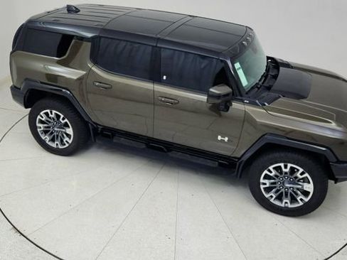 Used 2025 GMC Hummer EV 2X w/ LPO, Cargo Utility Package image 75