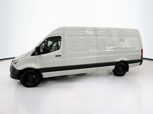 Used 2026 Mercedes-Benz Sprinter 2500 image 5
