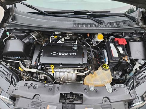 Used 2015 Chevrolet Sonic LT FWD image 33