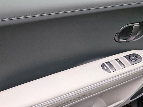 New 2026 Hyundai Ioniq 5 Limited image 12