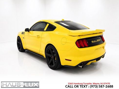 Used 2017 Ford Mustang GT Premium w/ GT Performance Package RWD image 7