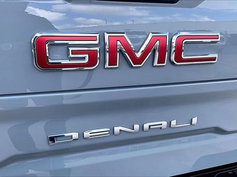 Used 2024 GMC Sierra 1500 Denali w/ Denali Reserve Package AWD/4WD image 31