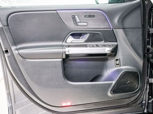 Used 2026 Mercedes-Benz GLB 250 image 19