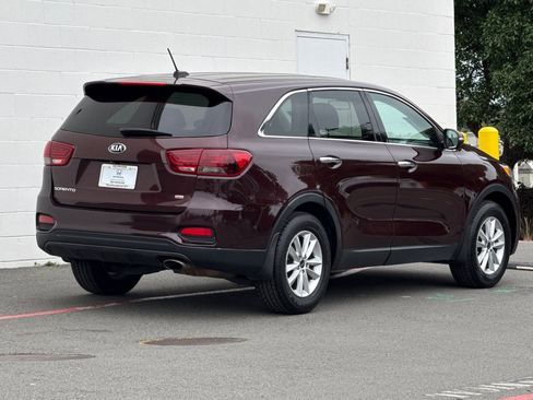 Used 2020 Kia Sorento LX FWD image 8