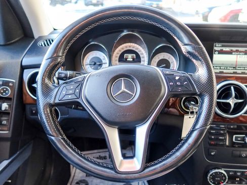 Used 2015 Mercedes-Benz GLK 350 4MATIC image 16