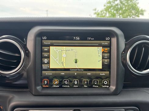 Used 2023 Jeep Wrangler Unlimited Sahara AWD/4WD image 8