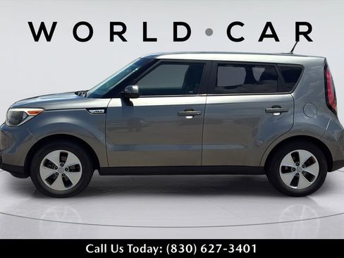 Used 2016 Kia Soul FWD image 12