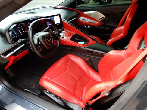 Used 2020 Chevrolet Corvette Stingray Premium Conv w/ 3LT Preferred Equipment Group image 9