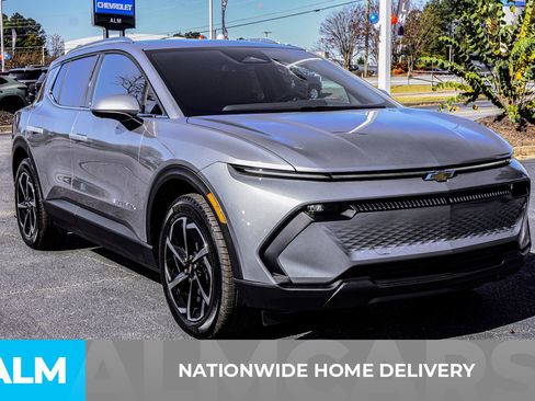 Used 2026 Chevrolet Equinox EV LT image 5