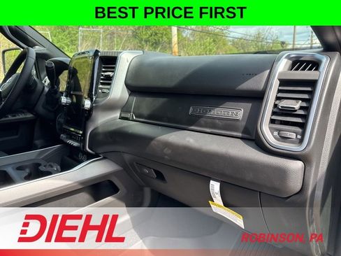 New 2026 RAM 2500 Big Horn AWD/4WD image 18