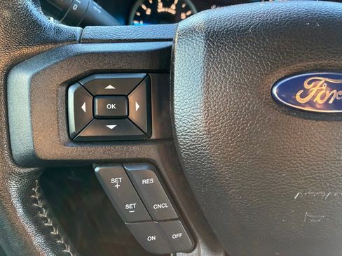 Used 2017 Ford F150 XLT w/ Equipment Group 302A Luxury image 22