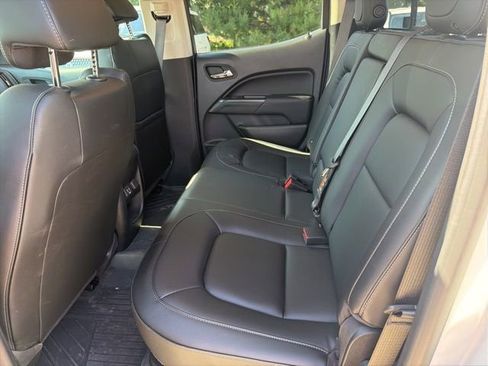 Used 2022 GMC Canyon Elevation w/ Elevation Premium Package AWD/4WD image 14