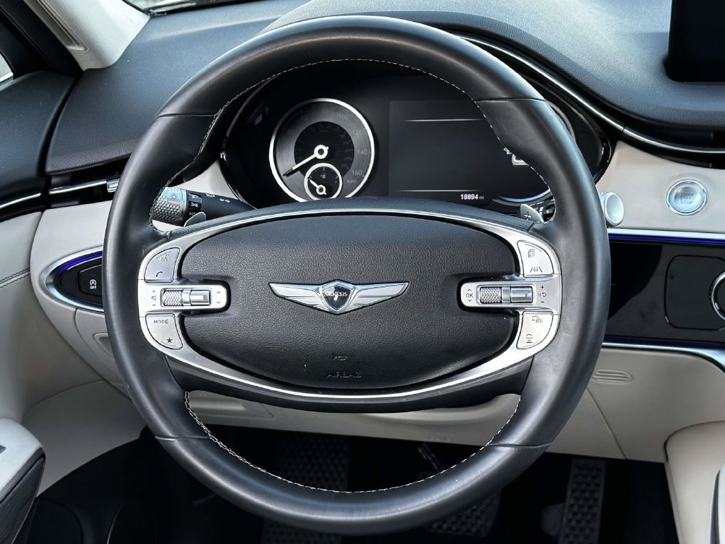 Used 2024 Genesis GV70 2.5T w/ Advanced Package AWD/4WD image 19