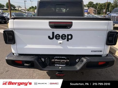 Used 2020 Jeep Gladiator Sport w/ Quick Order Package 24S AWD/4WD image 36