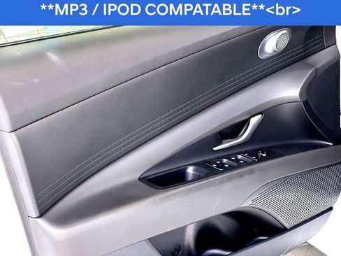 Used 2024 Hyundai Elantra SEL image 13