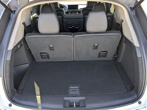 Certified 2025 Acura MDX SH-AWD w/ Technology Package image 6