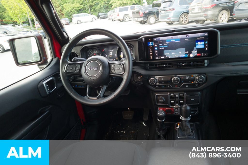 Used 2024 Jeep Wrangler Unlimited Rubicon 4xe AWD/4WD image 20