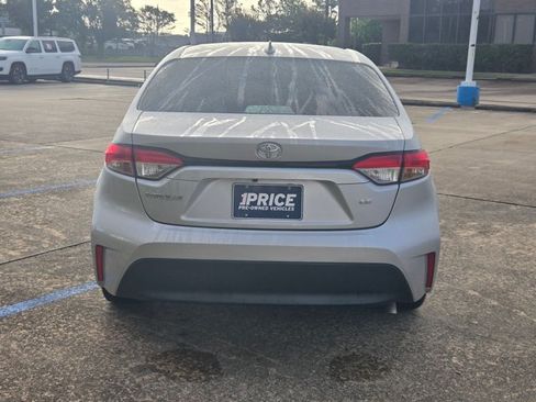 Used 2023 Toyota Corolla LE FWD image 6
