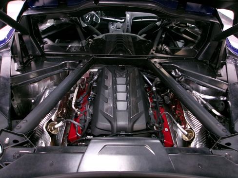 Used 2025 Chevrolet Corvette Stingray Preferred Cpe w/ Z51 Performance Package image 23