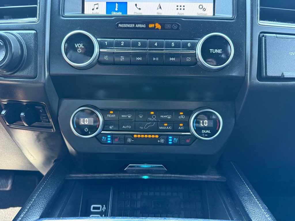 Used 2019 Ford Expedition Max Limited w/ Texas Edition Package RWD image 30